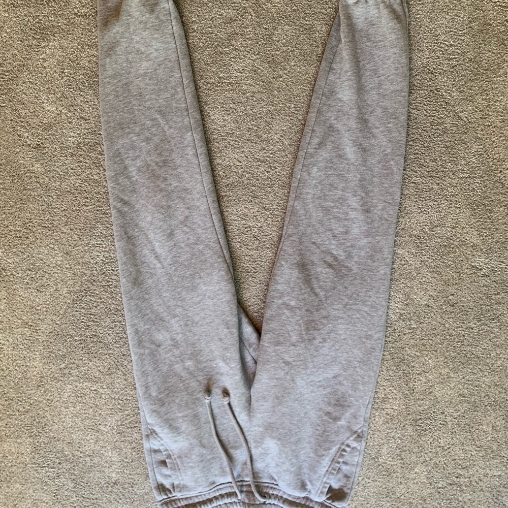 Women’s joggers